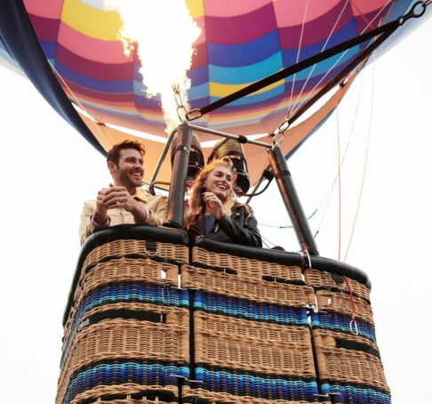 couple in hot air balloon.
